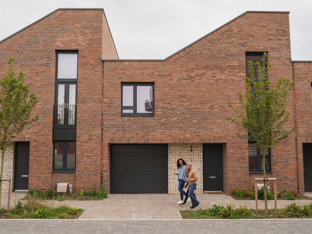 Modern family homes with integrated garage at Brabazon in Bristol